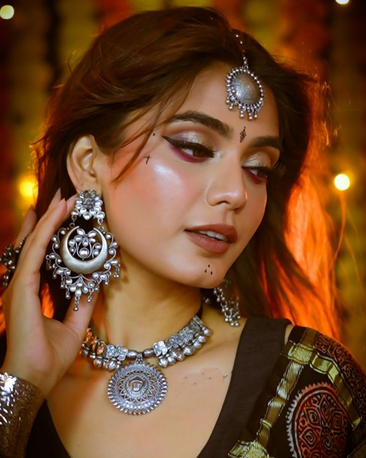 Dandiya Makeup Idea